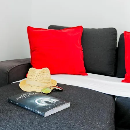 1215 Cozy With Pool, Wifi Sea View